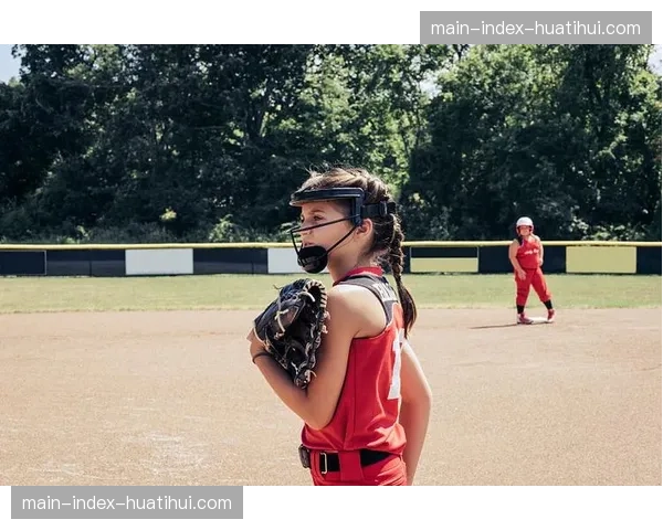 不幸：中国女子垒球希望之星、年轻投手王雨晨训练中肩部受伤，预计休战六个月